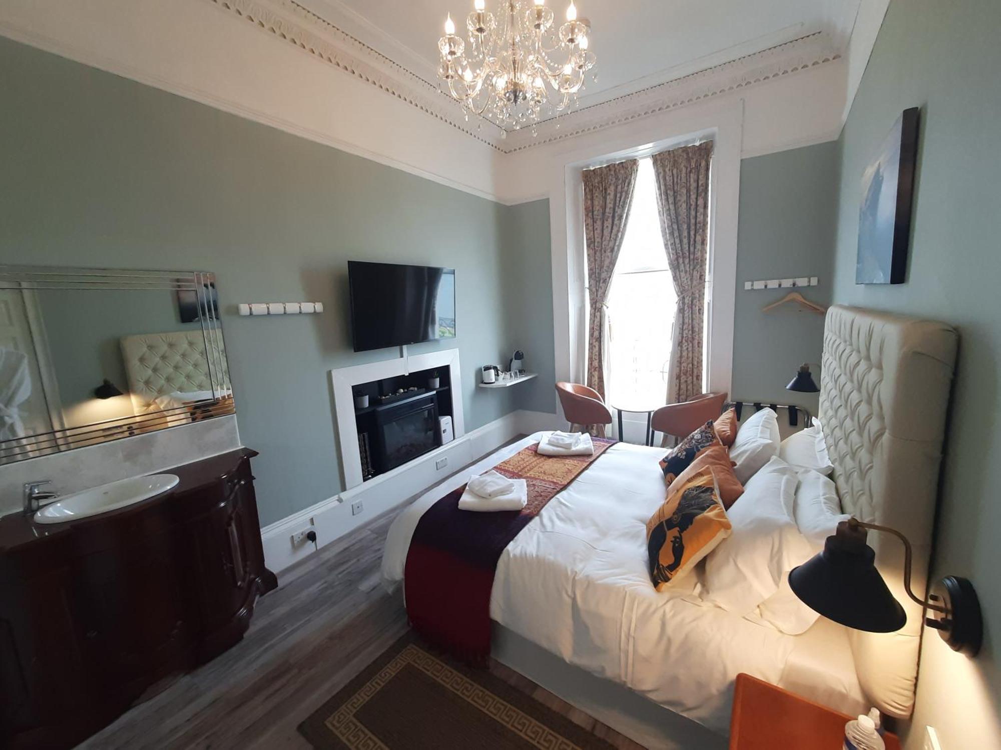 Highlander House Boutique Hotel Rothesay Eksteriør bilde